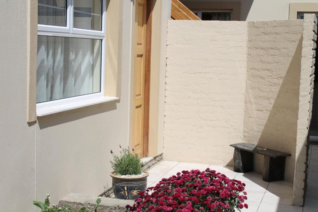 Vogelstrand Guesthouse Swakopmund Buitenkant foto