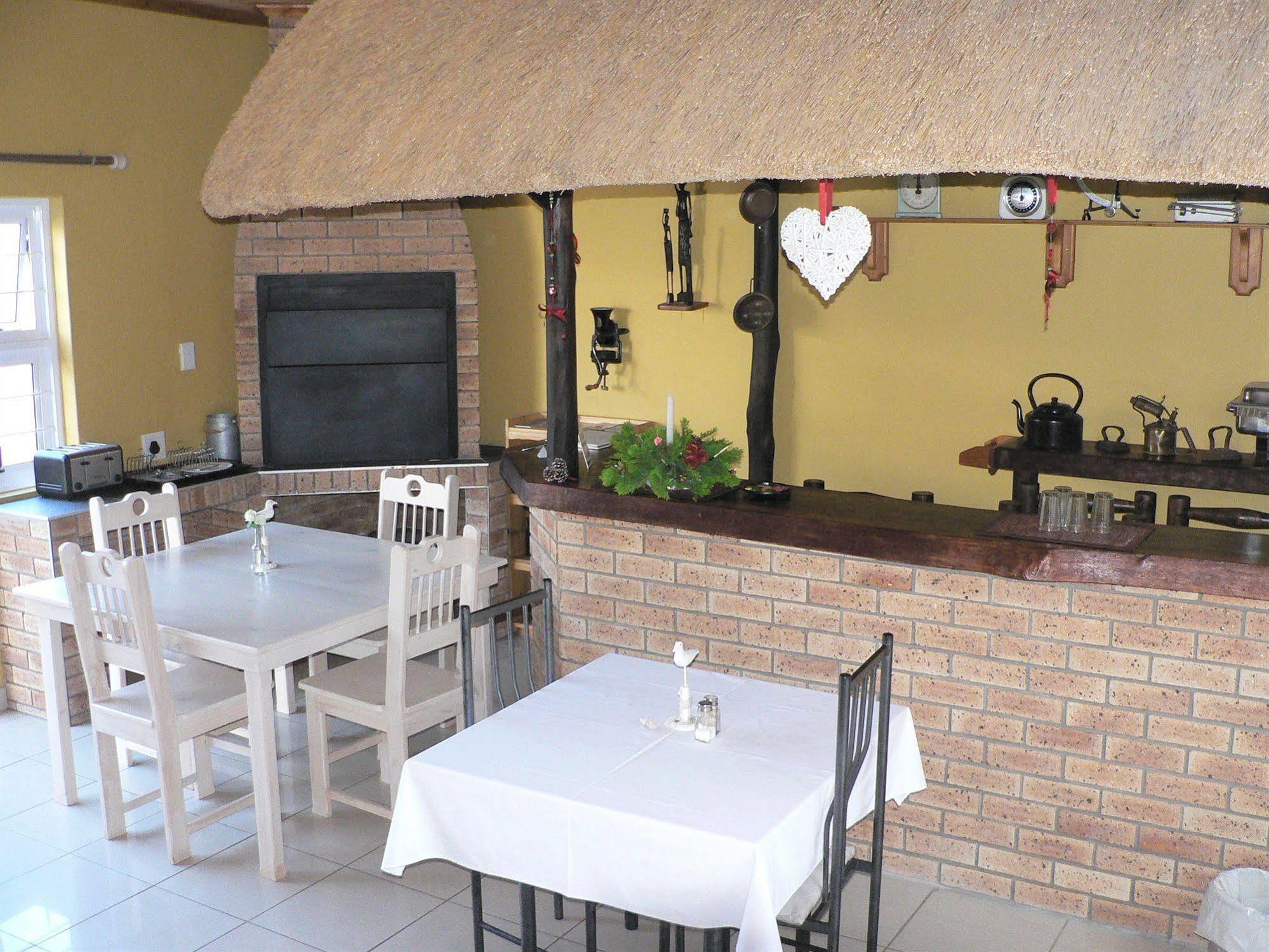 Vogelstrand Guesthouse Swakopmund Buitenkant foto
